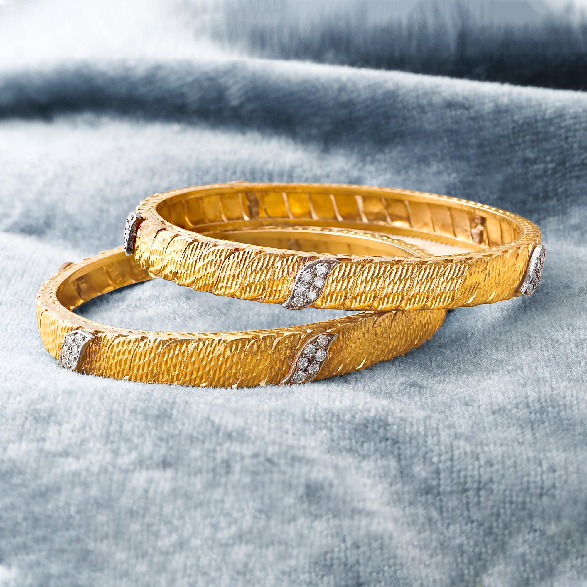 Golden Feather Diamond Bangle