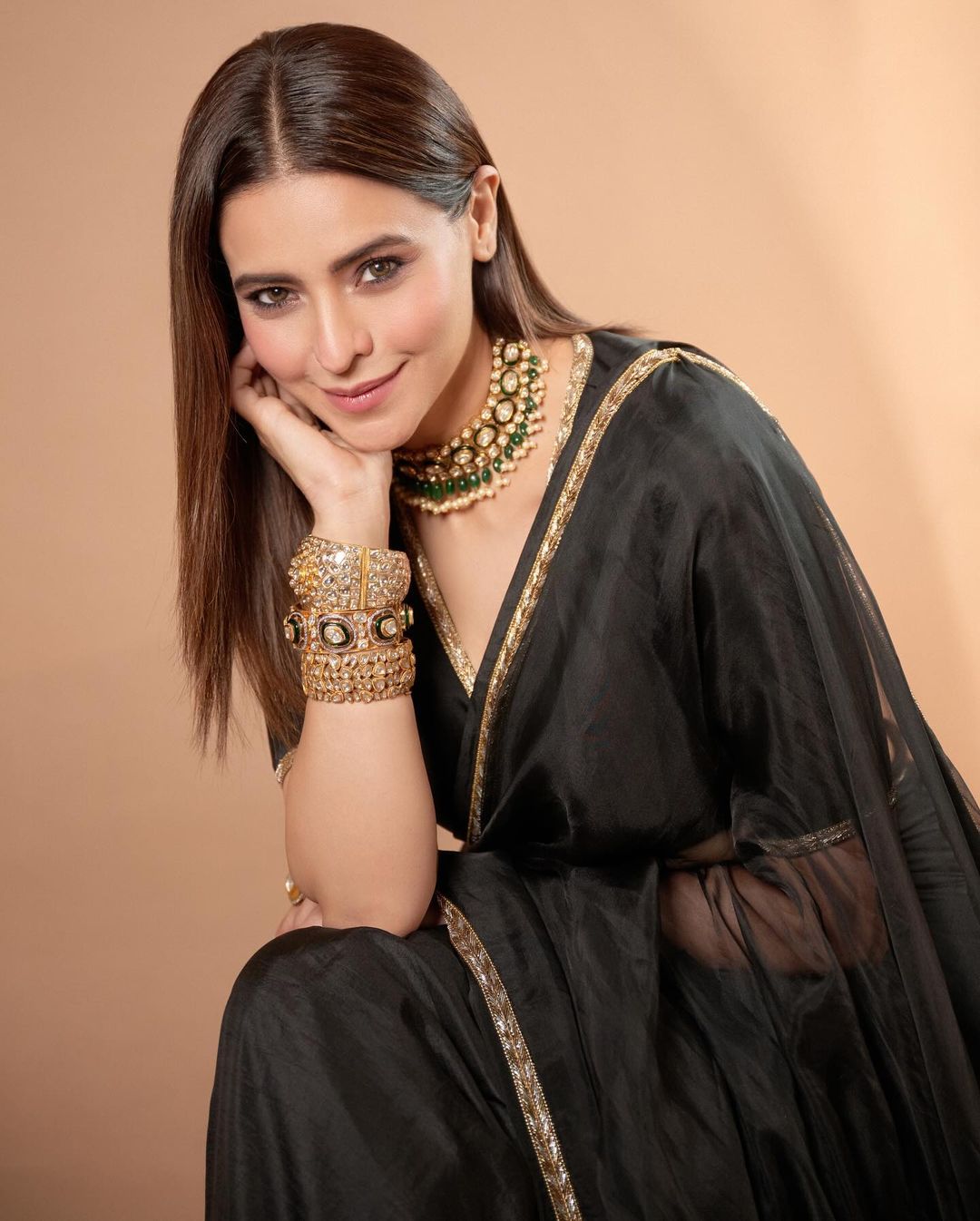 NakaMeï Emerald Kundan Bangle