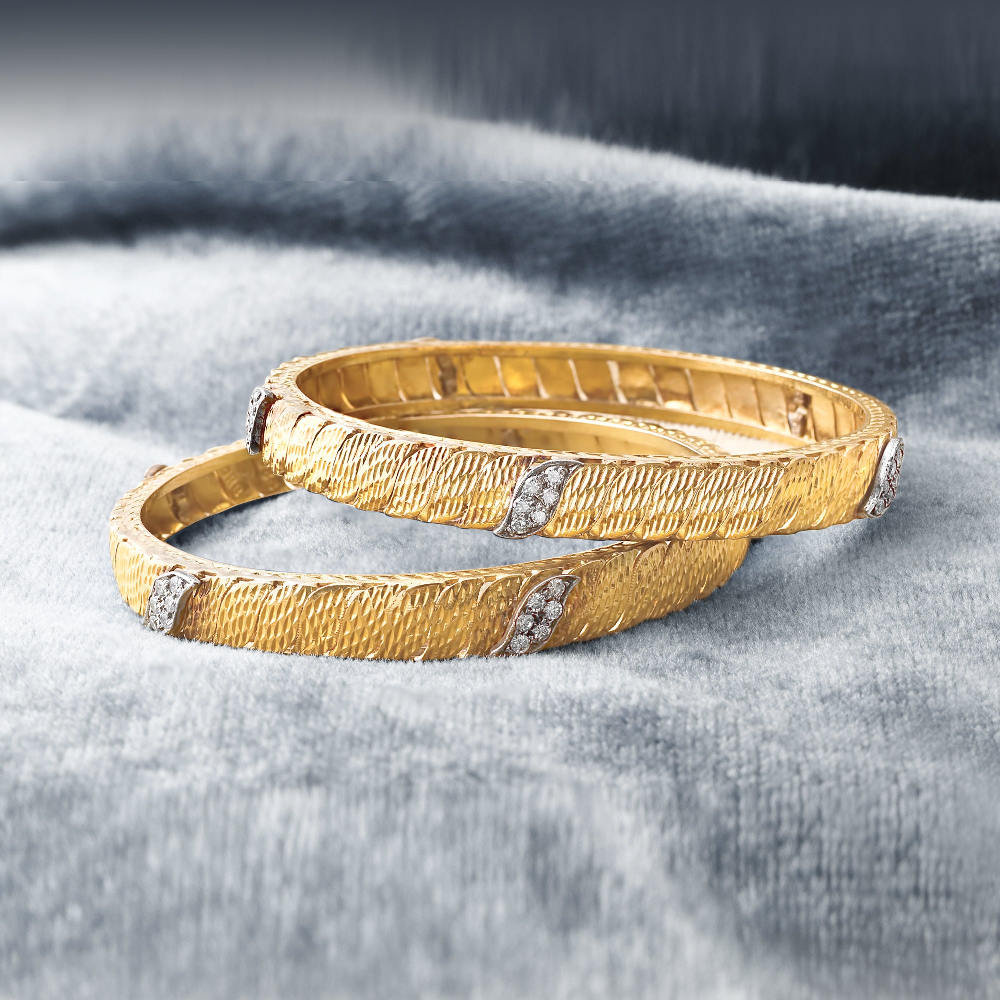 Golden Feather Diamond Bangle