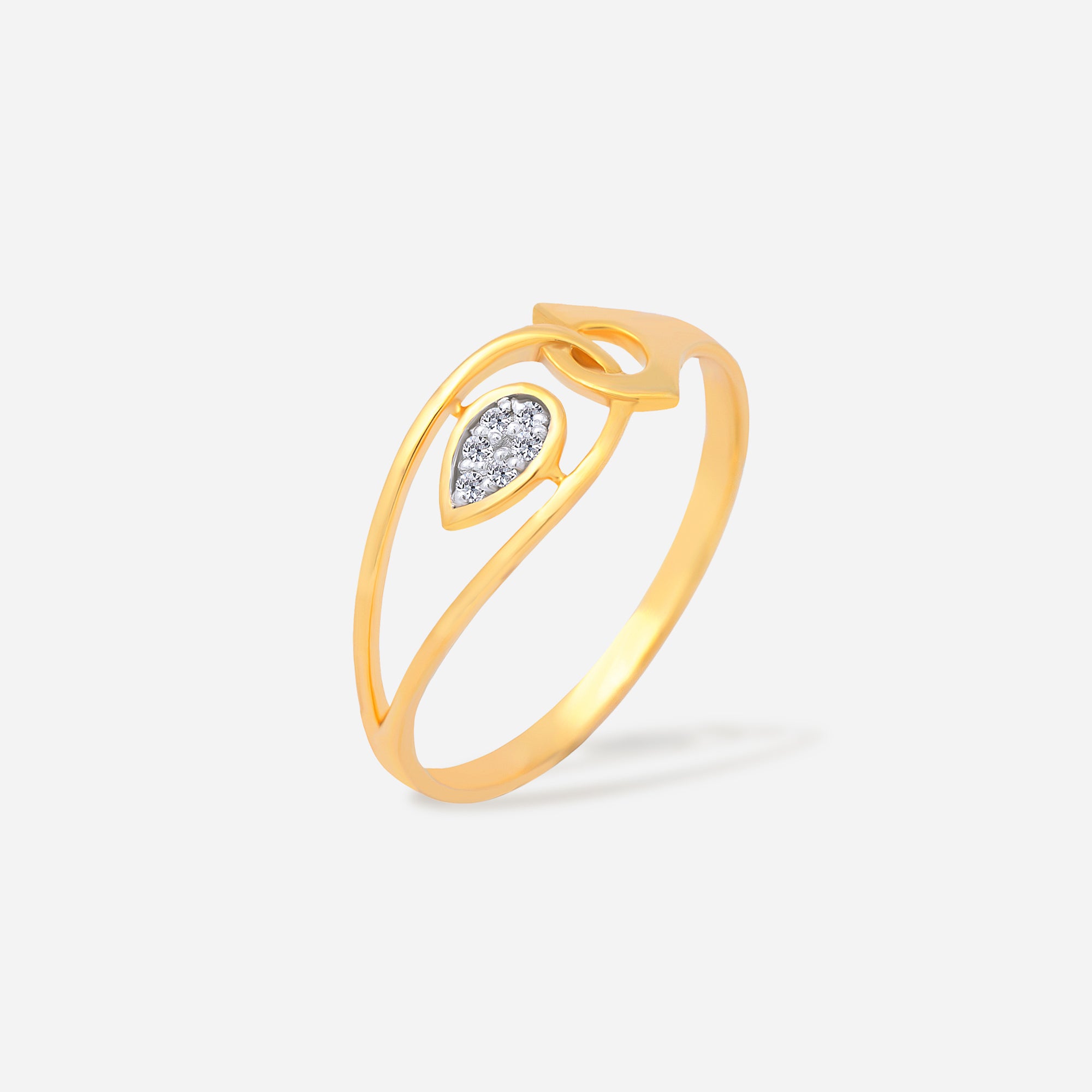 Linked Diamond Ring