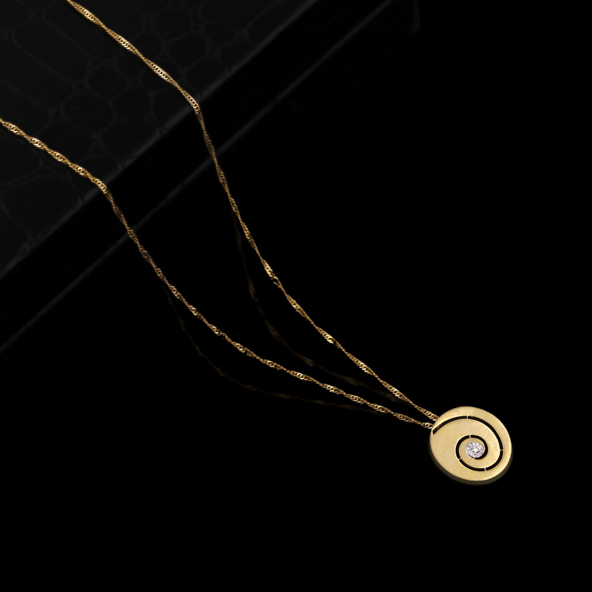 NaazVará Srishti Spiral Pendant