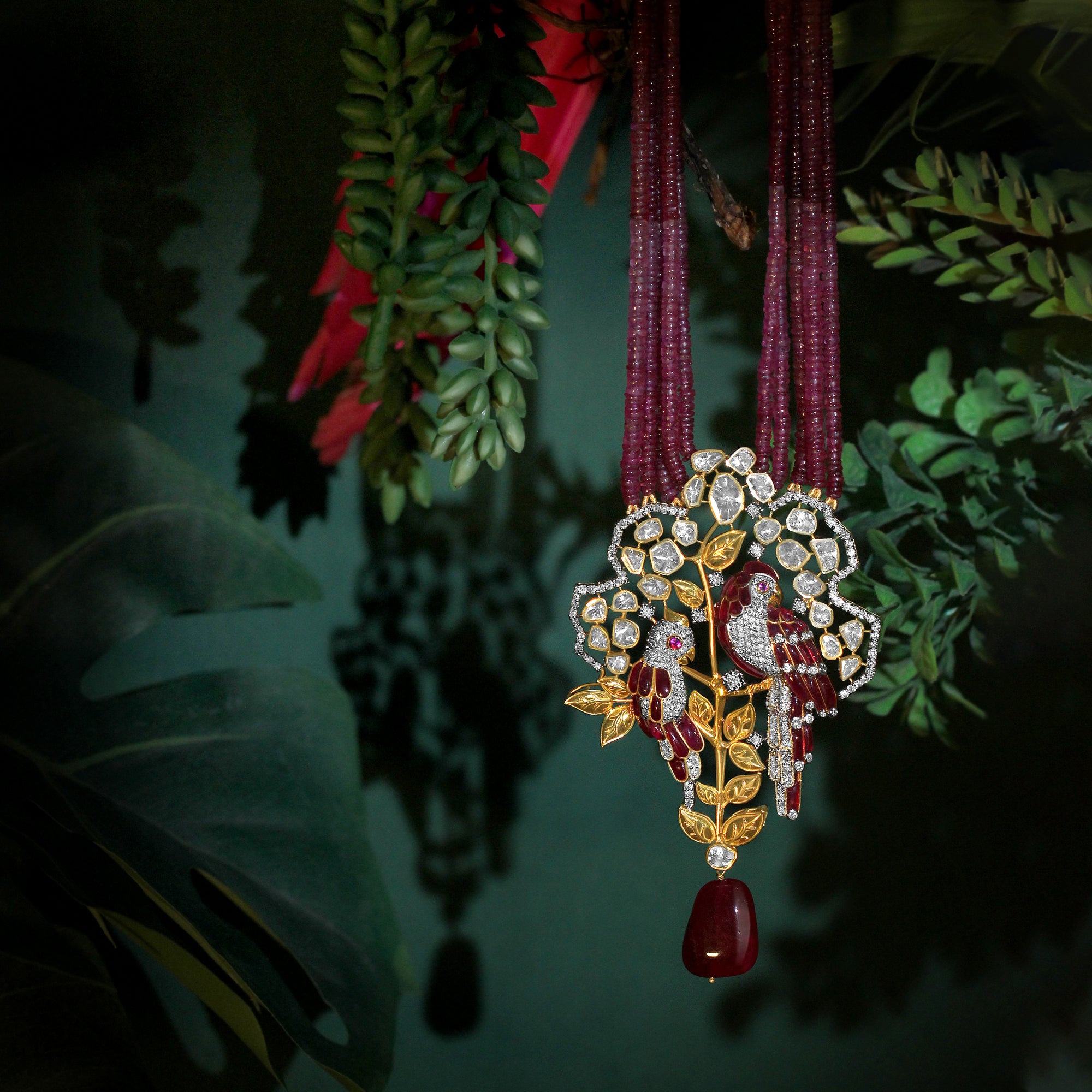 NereïDa Varnamala Pendant