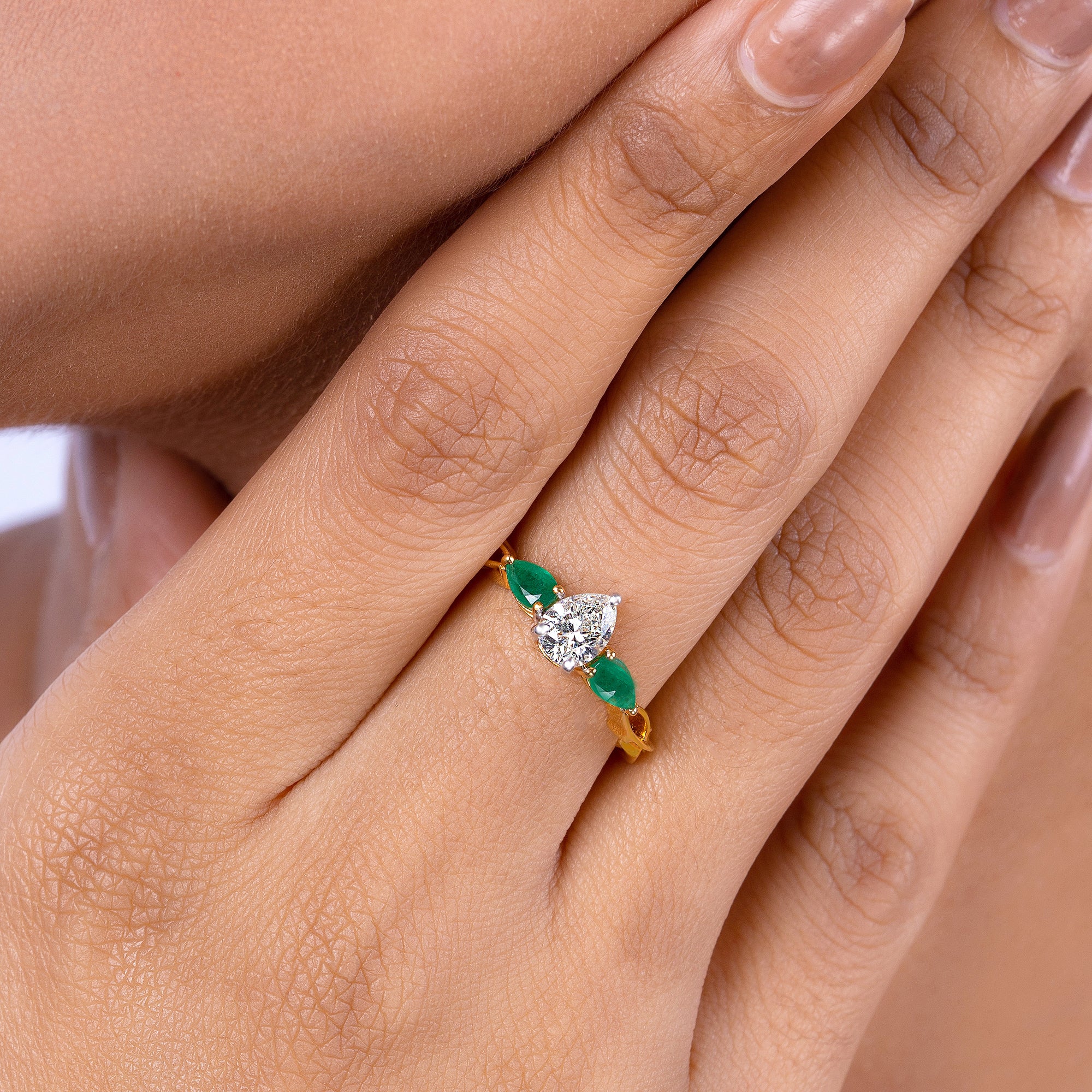 Triveni Emerald & Diamond Gold Ring