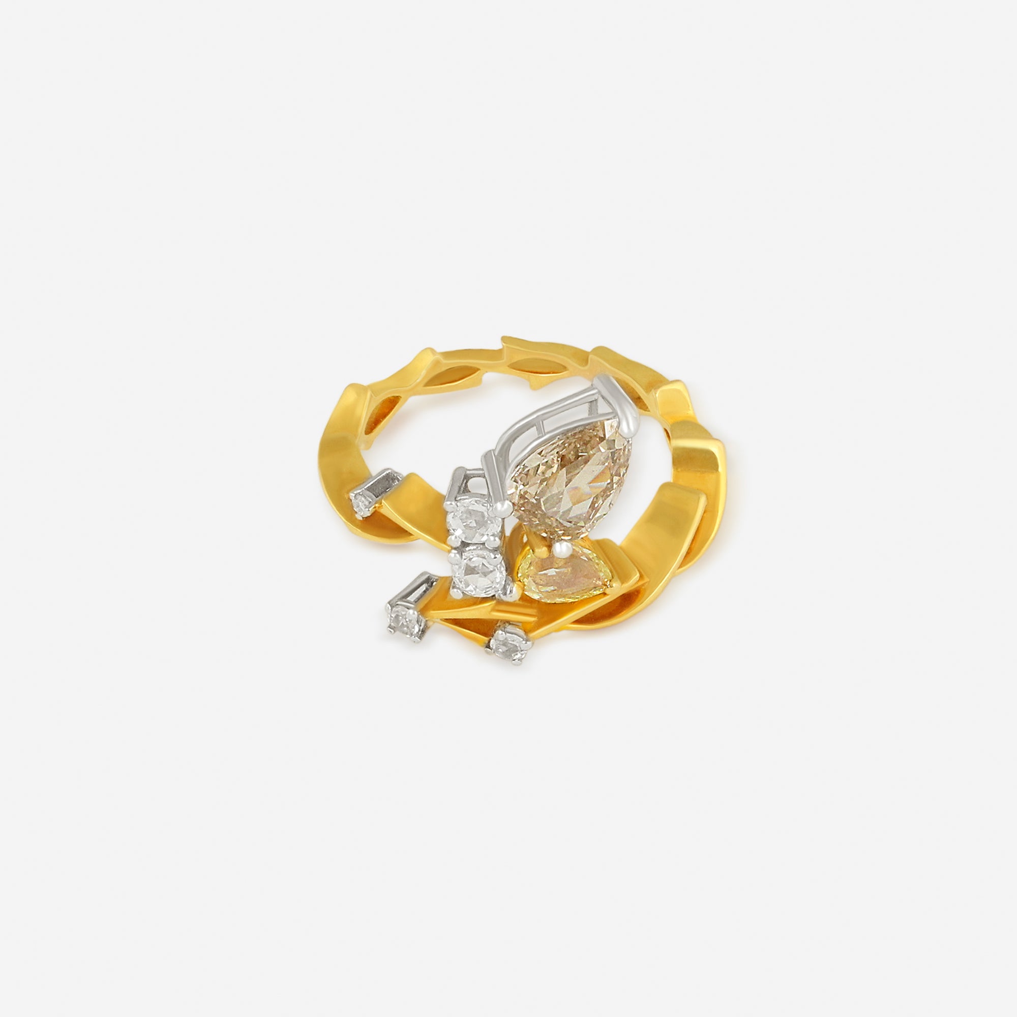 NereïDa Floral Vine Yellow Sapphire & Diamond Ring