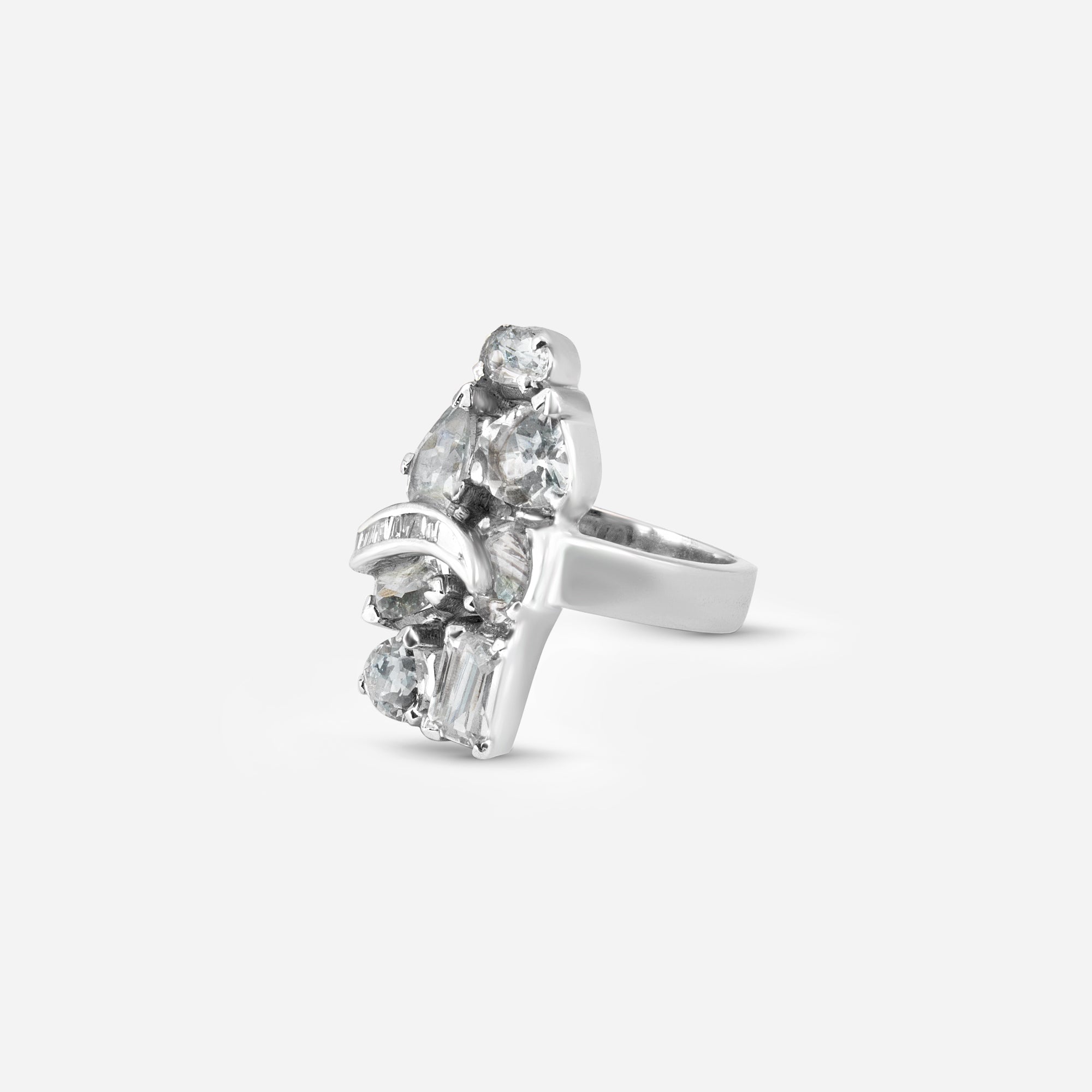 The Everlasting Dew Ring