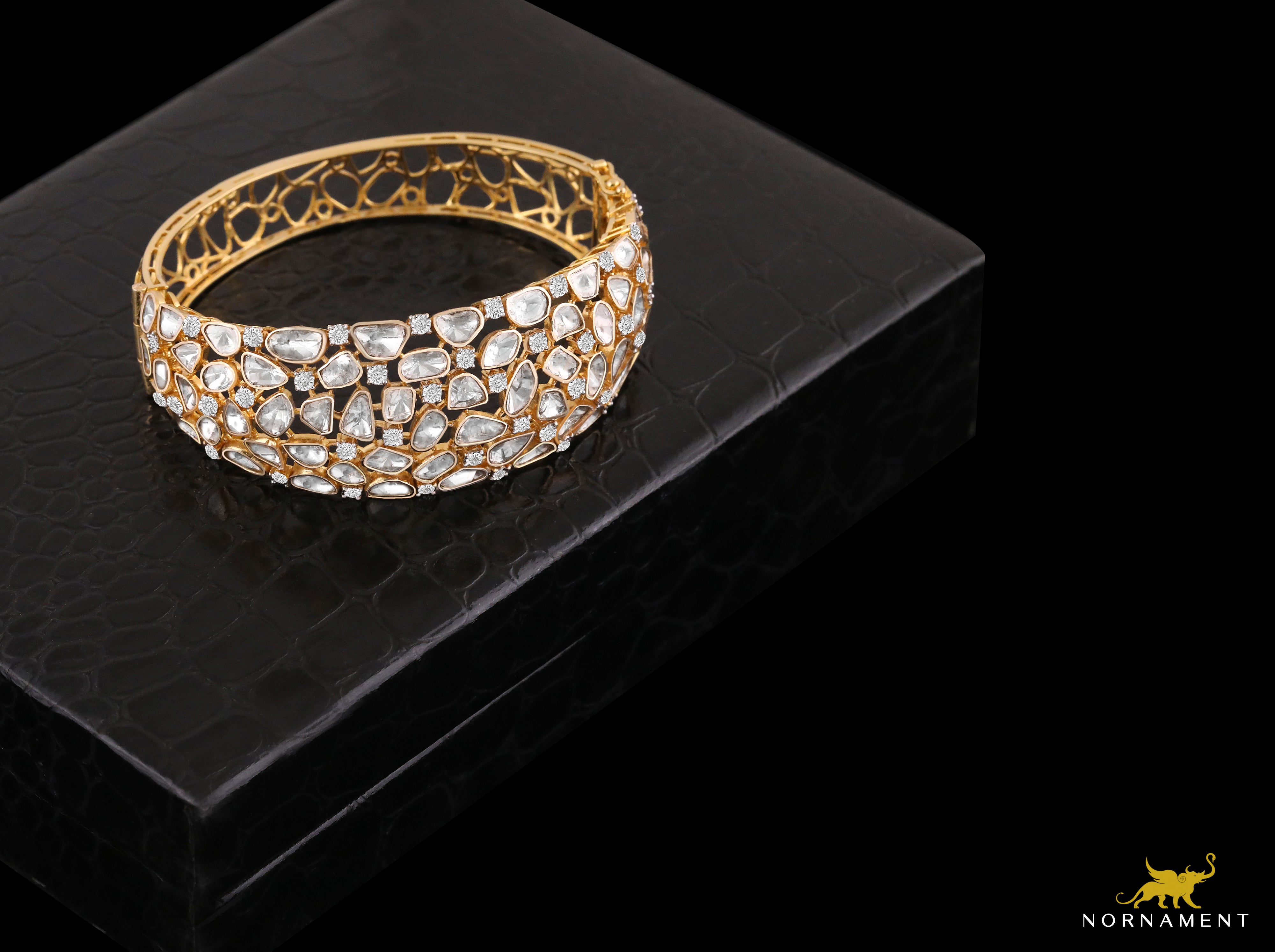 Auréa Raindrop Bangle