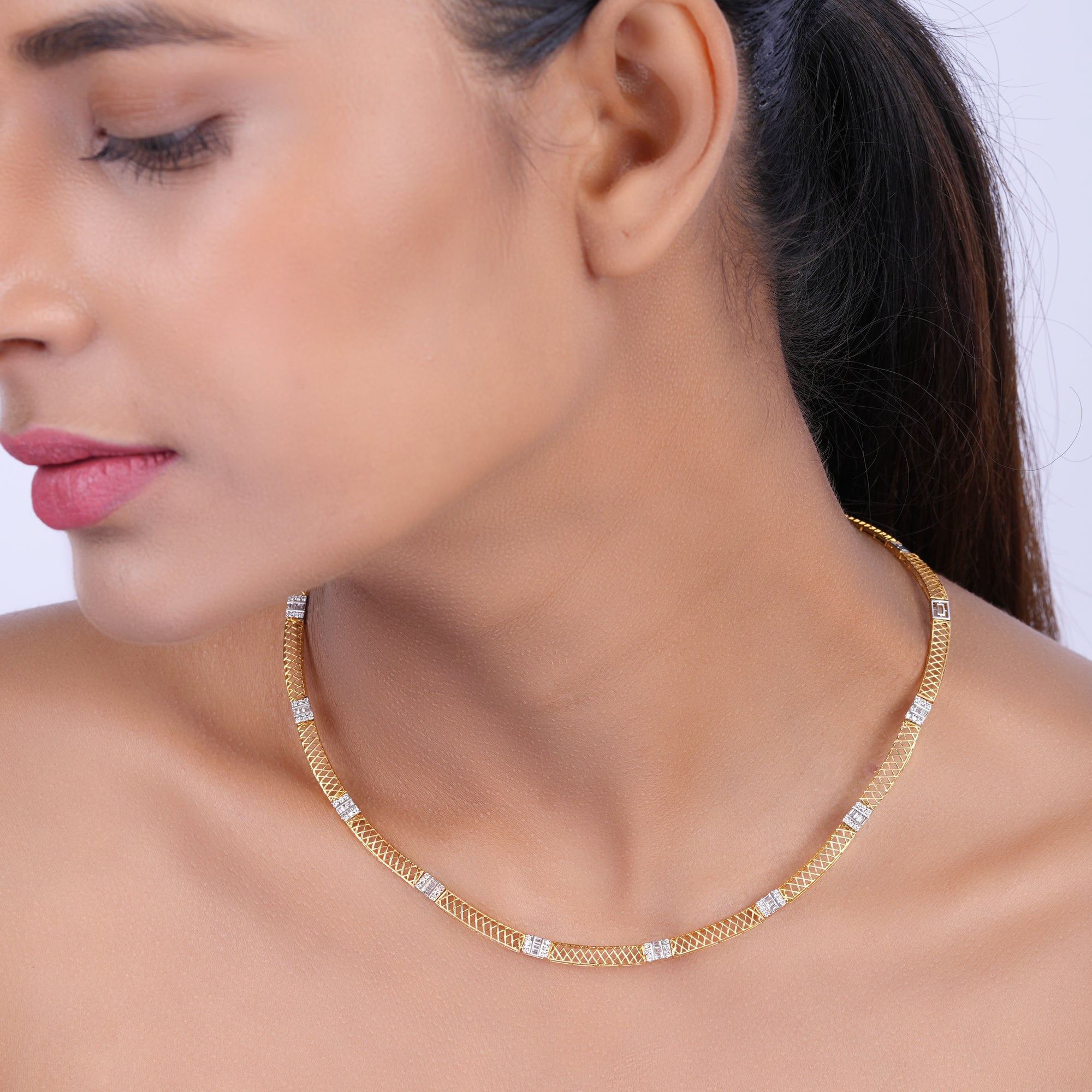 Classic Gold and Diamond Mesh Necklace