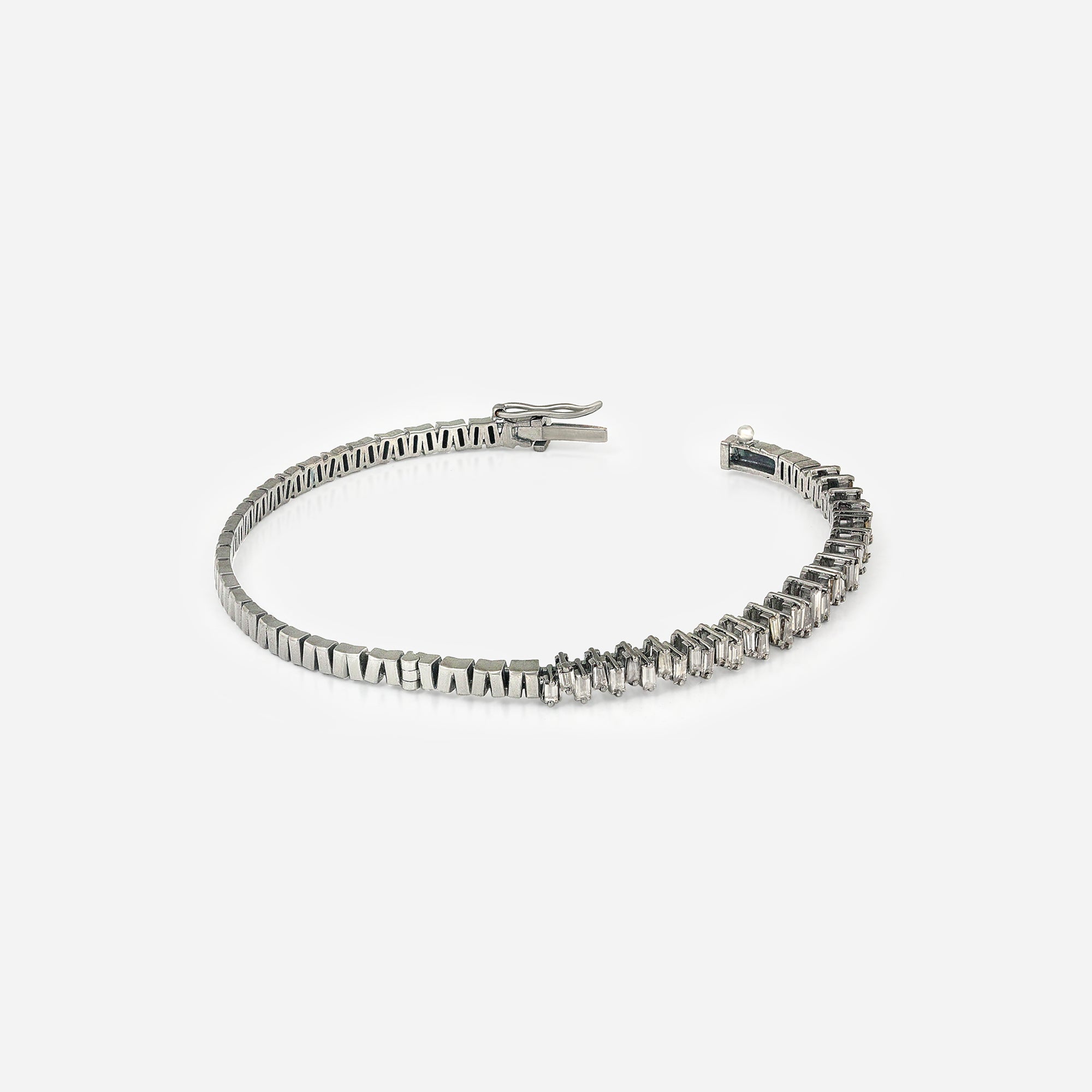 NuvarTé Noir Baguette Bracelet