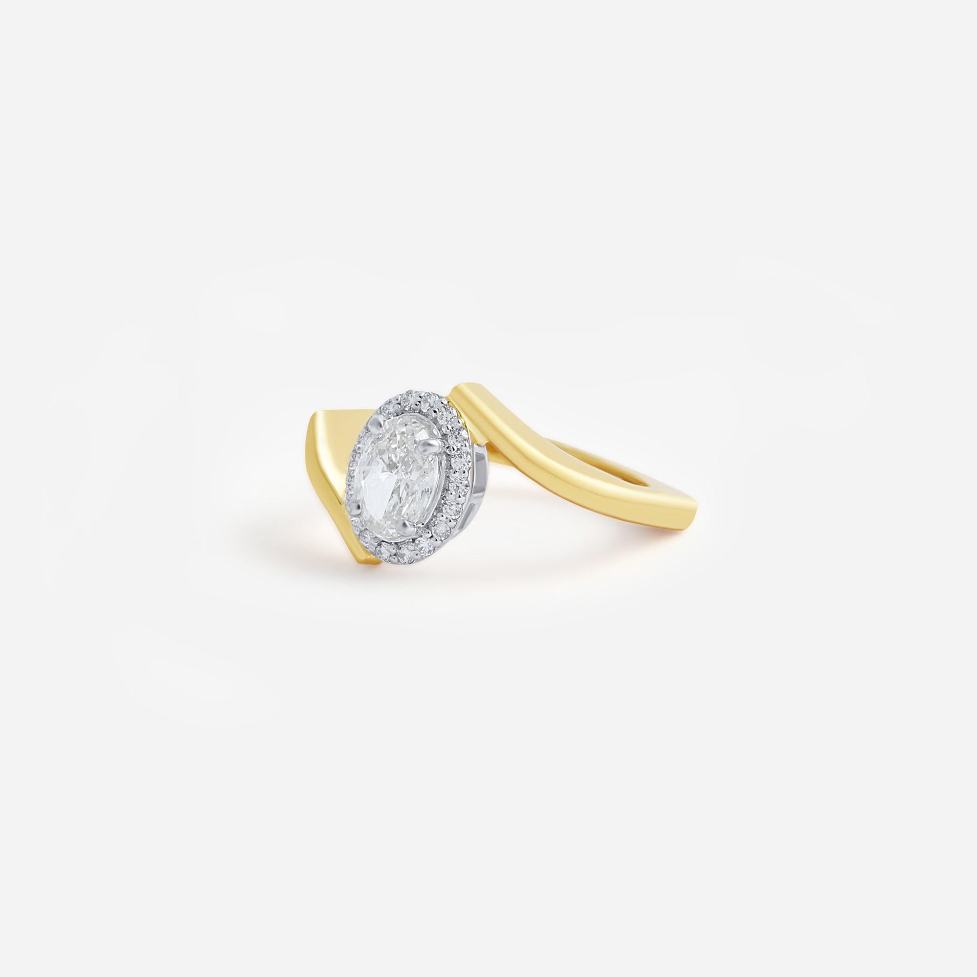 Aurora Halo Diamond Ring