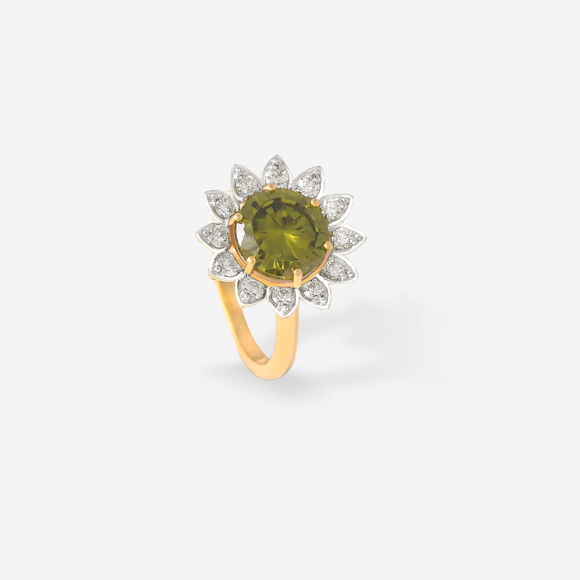 Sunburst Peridot Diamond Ring