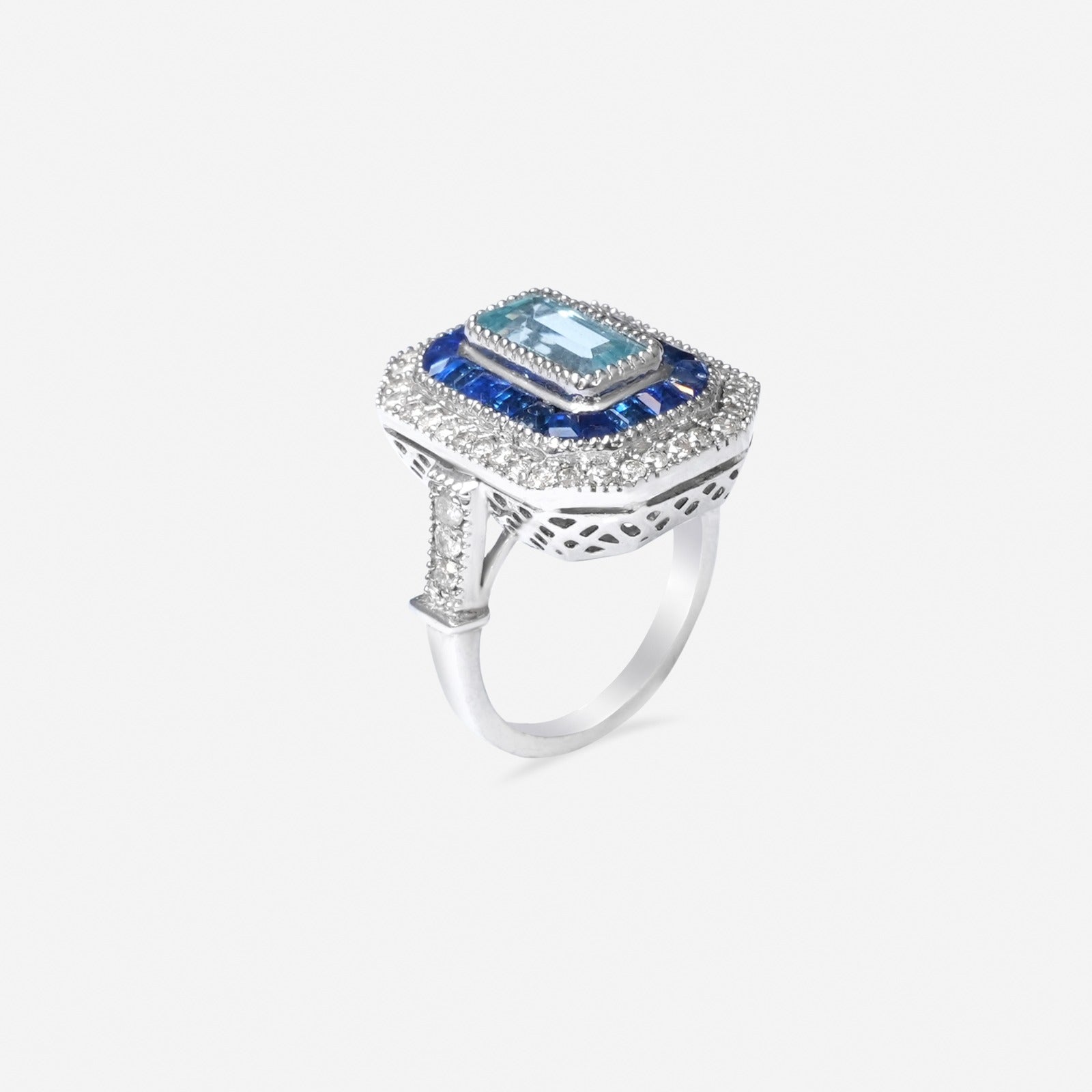 Neelara Regal Ring